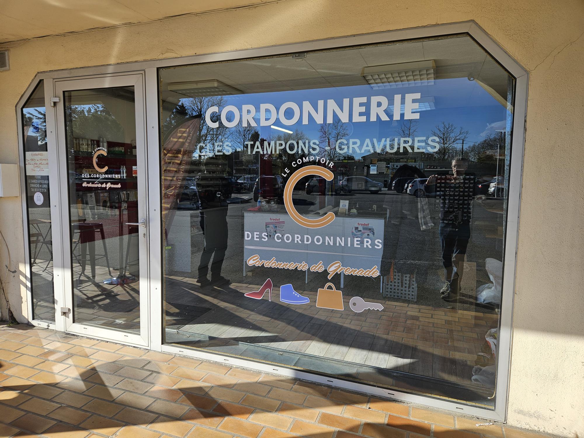 Devanture de la Cordonnerie de Grenade